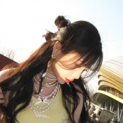 闪婚后成了隐藏首富的心尖宠