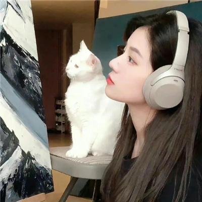 订婚当天富豪千金来虐渣